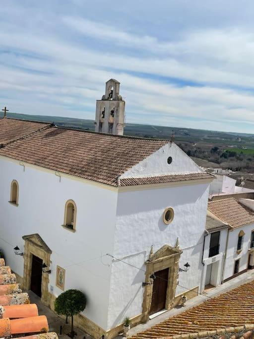 Apartamento La Iglesia อัลโมโดวาร์ เดล ริโอ ภายนอก รูปภาพ